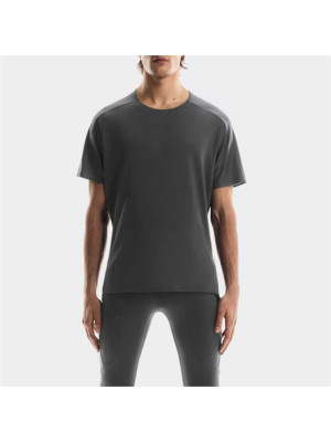 Camiseta On Pace Mesh-T - Preta